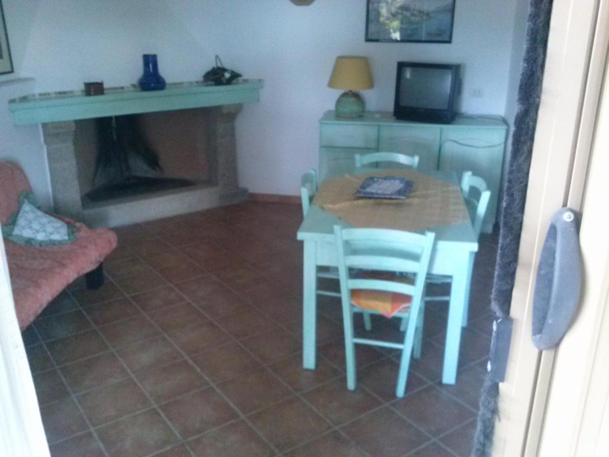 Case Vacanza Sole Ruiu Extérieur photo